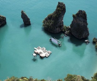 Floating Cinema - Archipelago Cinema Thailand (1)