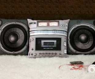 Boombox Pillow Set