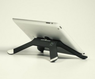 Boomerang - iPad Mount & Stand