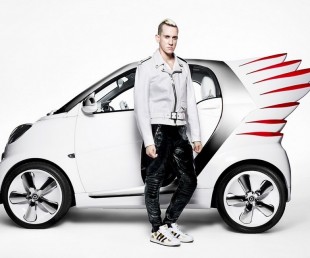 Jeremy Scott-designed custom Smart ForTwo (2)