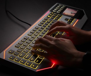 Star Wars Keyboard With LCD Touchpad