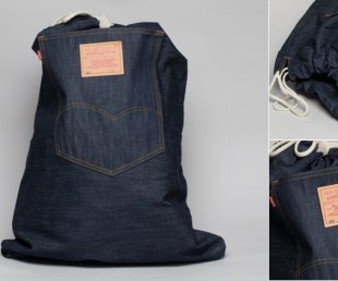 levis-denim-laundry-bag