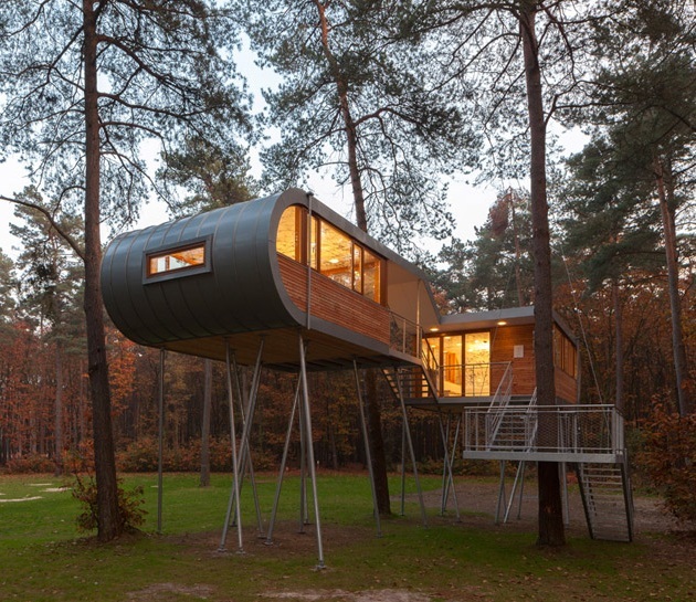 Buamruam – Treehouse in Belgium (2)