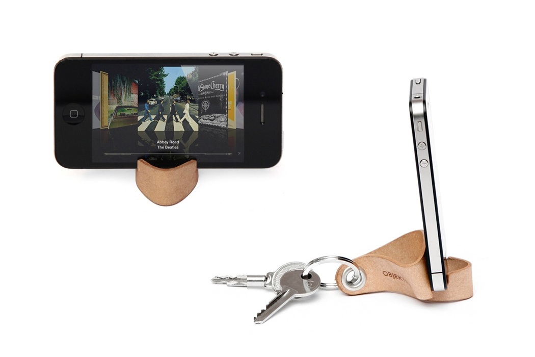 Smartphone Stand Key Ring