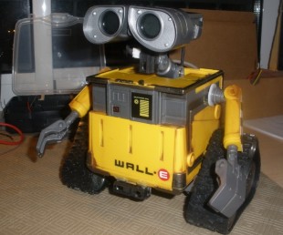 Arduino - Wall-E Robot With Voice Commands (6)