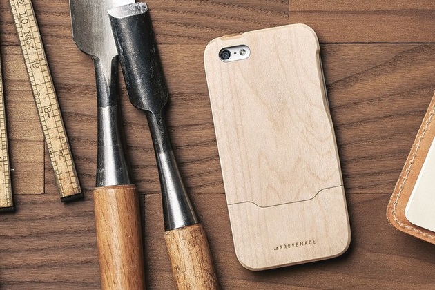 Grovemade – Maple And Walnut Cases