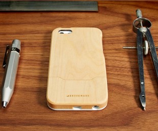 Grovemade – Maple And Walnut Cases