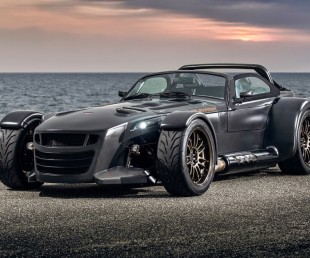 Bare Naked Donkervoort D8 GTO